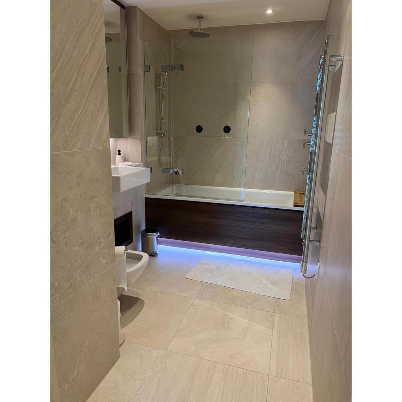 F9-Fantastic 2 Bedroom Flat In Nw3! Лондон Екстериор снимка
