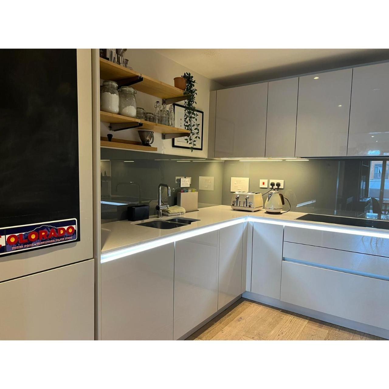 F9-Fantastic 2 Bedroom Flat In Nw3! Лондон Екстериор снимка