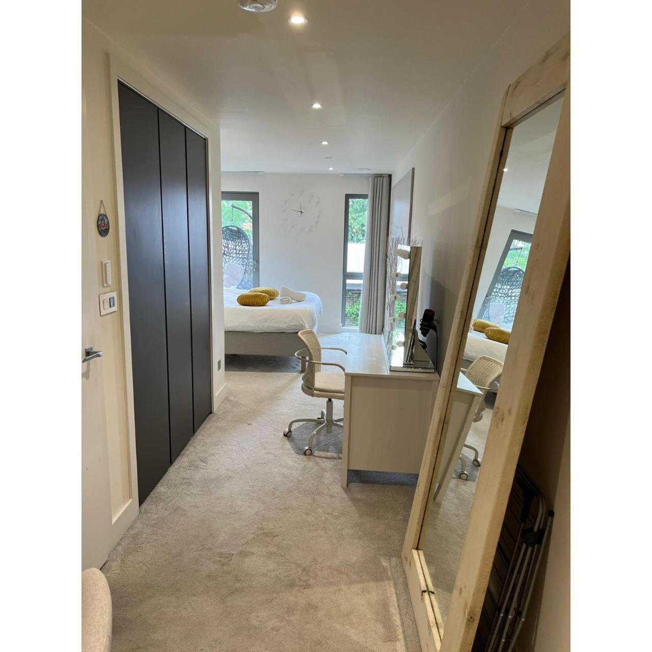 F9-Fantastic 2 Bedroom Flat In Nw3! Лондон Екстериор снимка